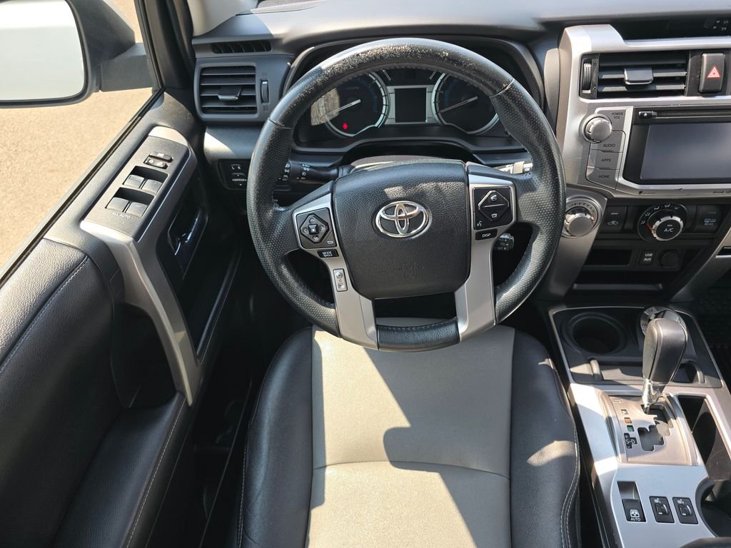 2017 Toyota 4Runner SR5 Premium - Photo 17