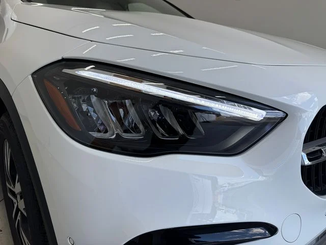 New 2026 White Mercedes-Benz GLA 250 image 31