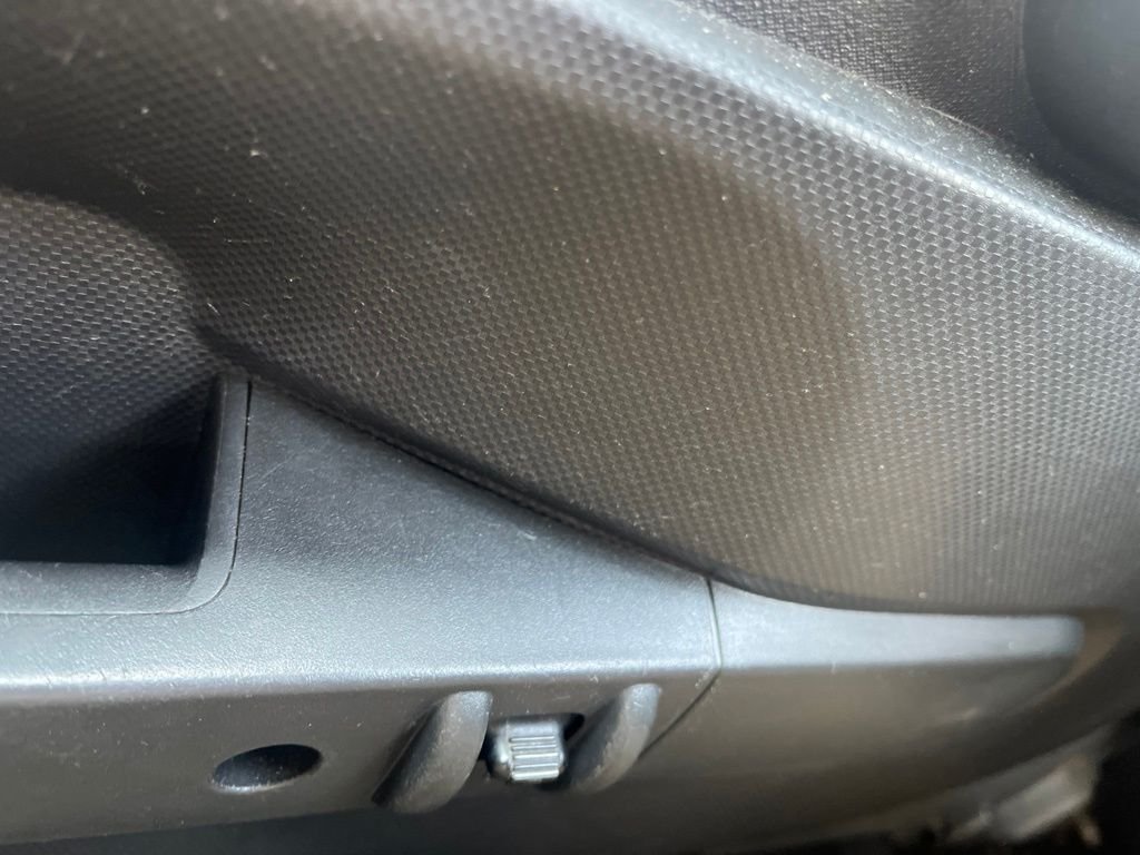 Used 2008 Silver Jeep Unlimited Sahara image 21