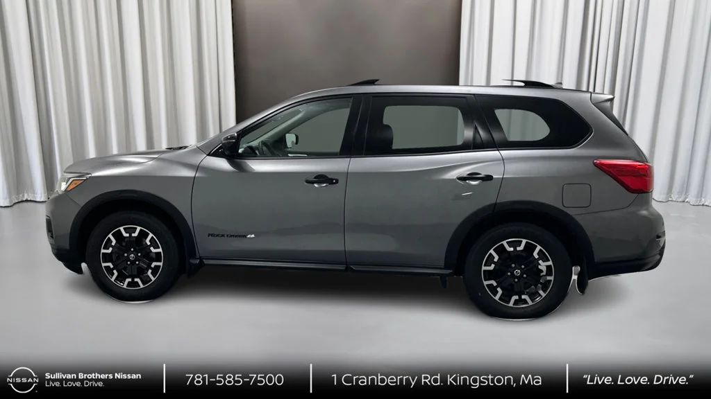 Certified Used 2020 Gray Nissan SL image 8