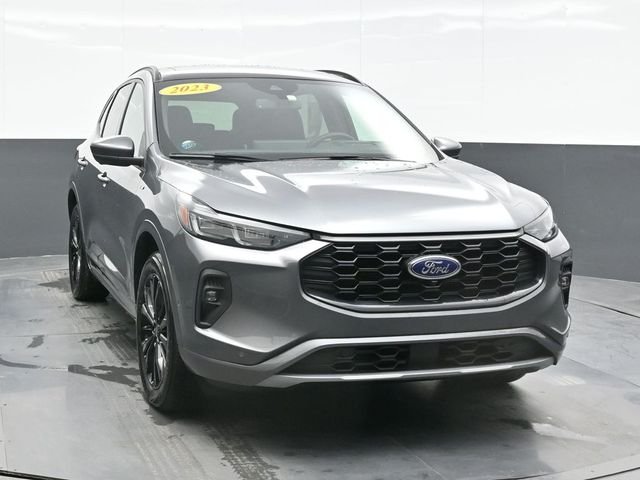Used 2024 Gray Ford ST-Line Elite image 6