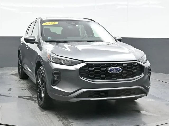 Used 2024 Gray Ford ST-Line Elite image 6