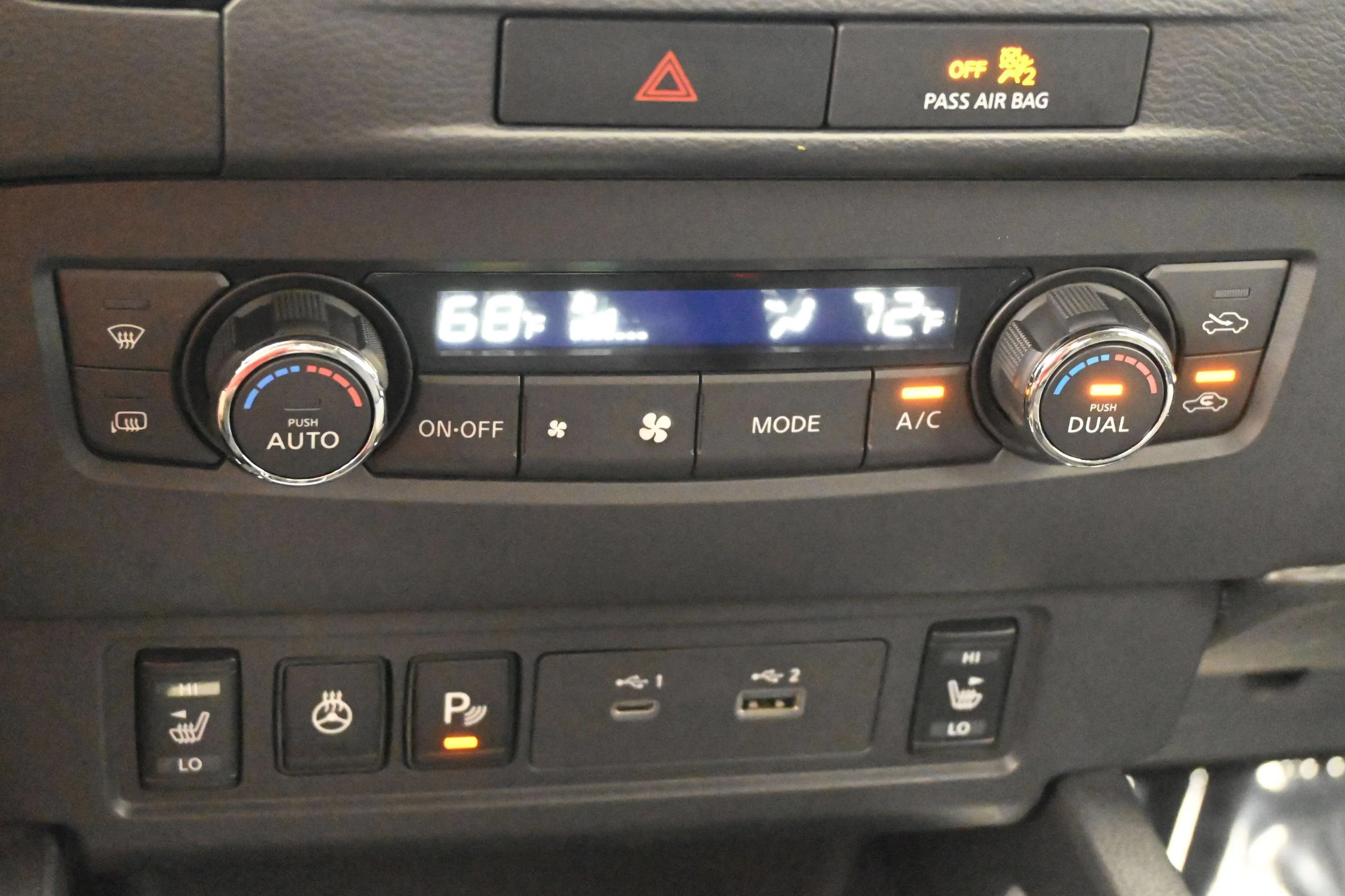 Certified Used 2023 Glacier White Nissan SV image 18