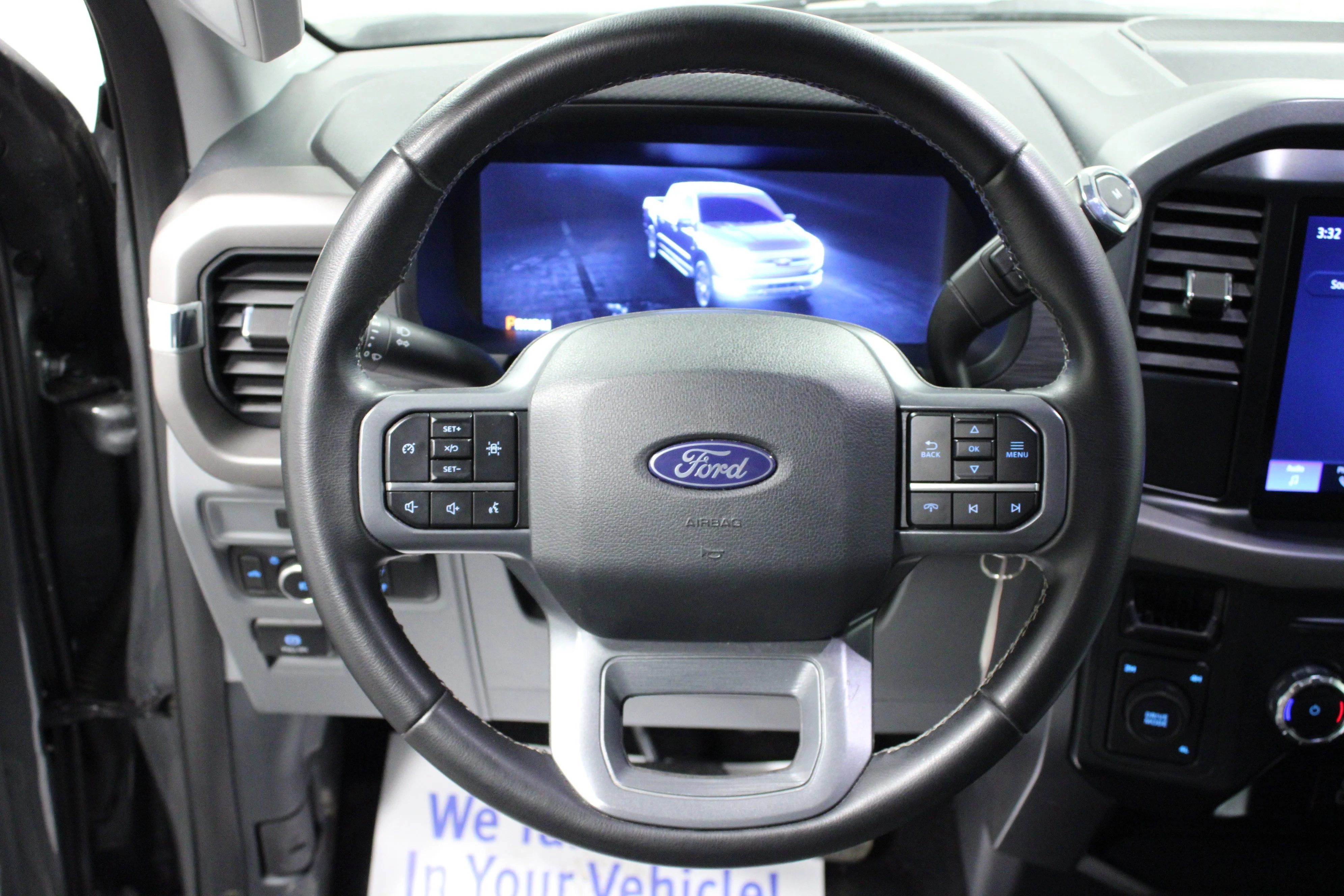 Used 2025 Carbonized Gray Metallic Ford XLT image 17