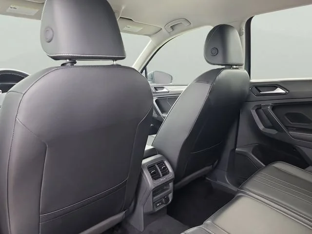 Used 2024 Gray Volkswagen SE image 10