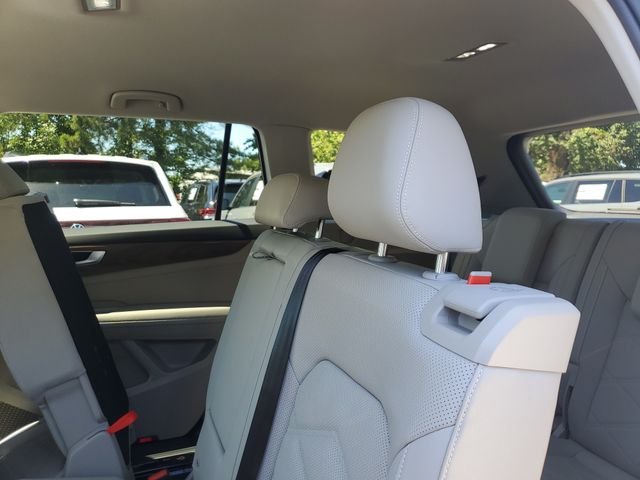 New 2026 White Volkswagen SE image 9
