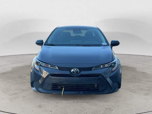 Used 2024  Toyota LE image 2