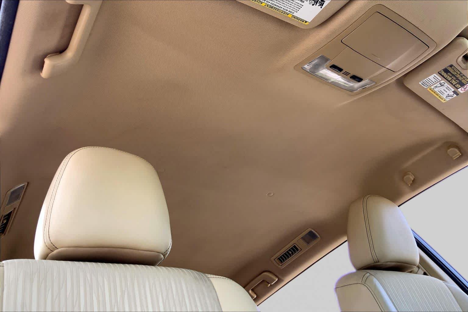 Used 2015 Blizzard Pearl Toyota LE Plus image 14