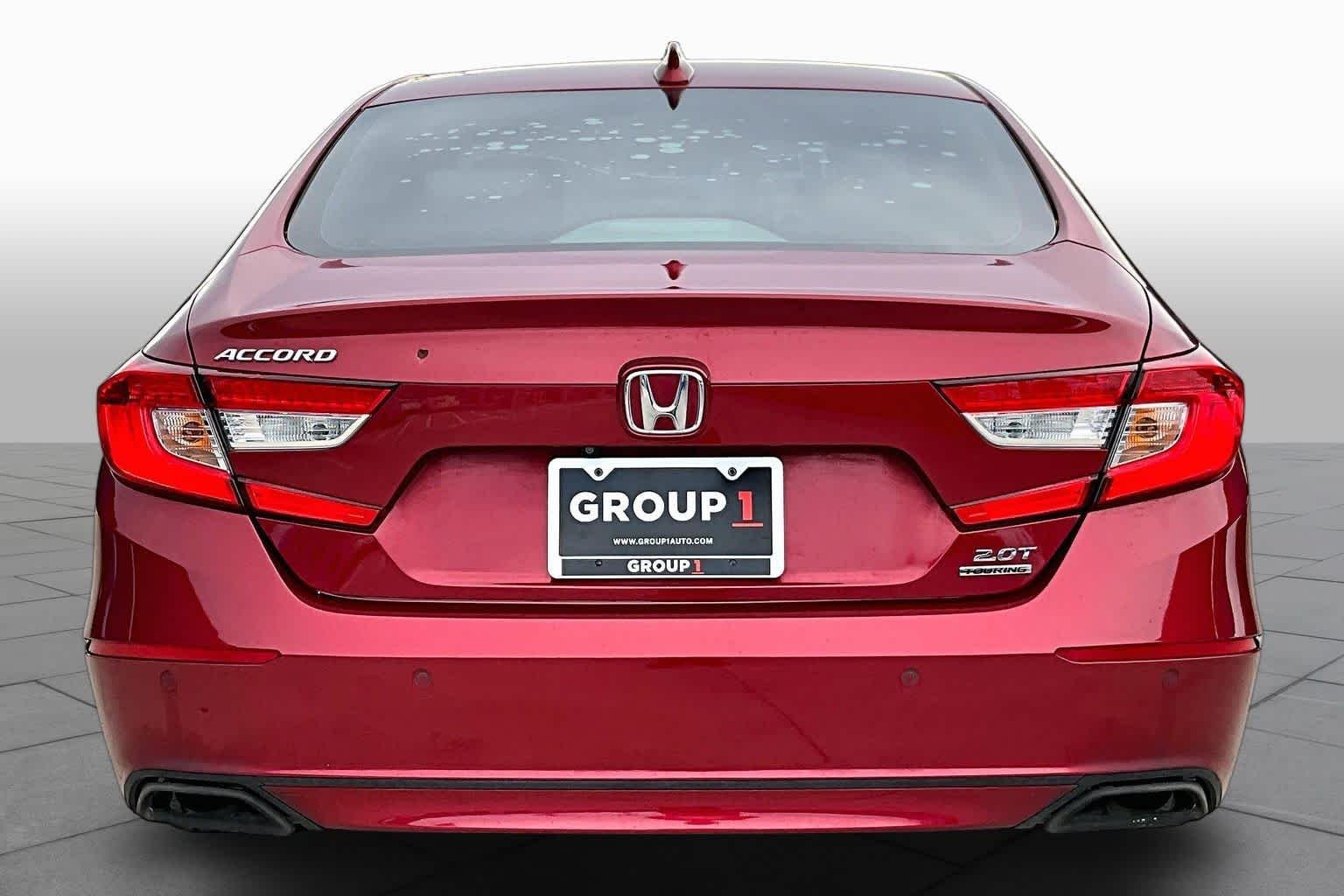 Used 2021 Radiant Red Metallic Honda Touring image 5