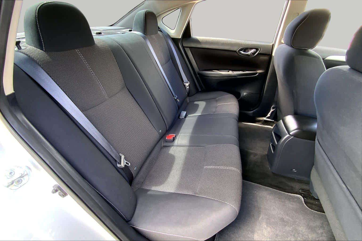 Used 2017 Brilliant Silver Nissan S image 19