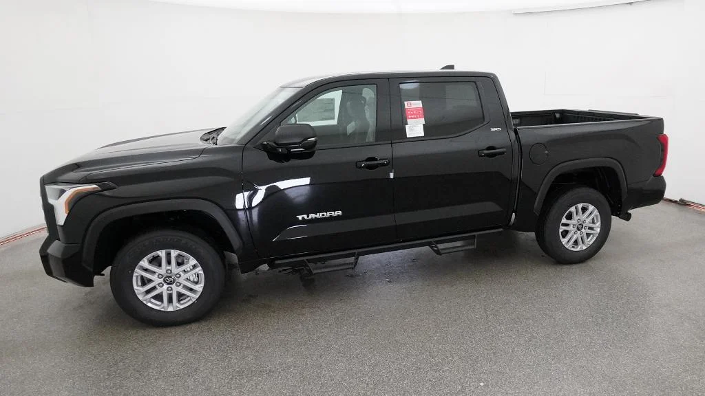 New 2026 Midnight Black Metallic Toyota SR5 image 26