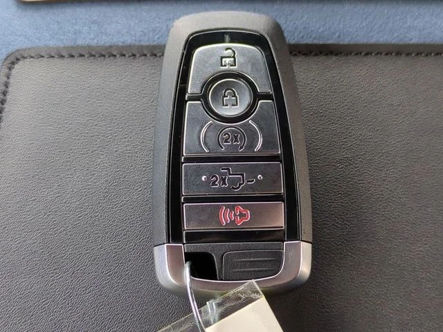 New 2026 Carbonized Gray Metallic Ford F-250® Platinum® image 28