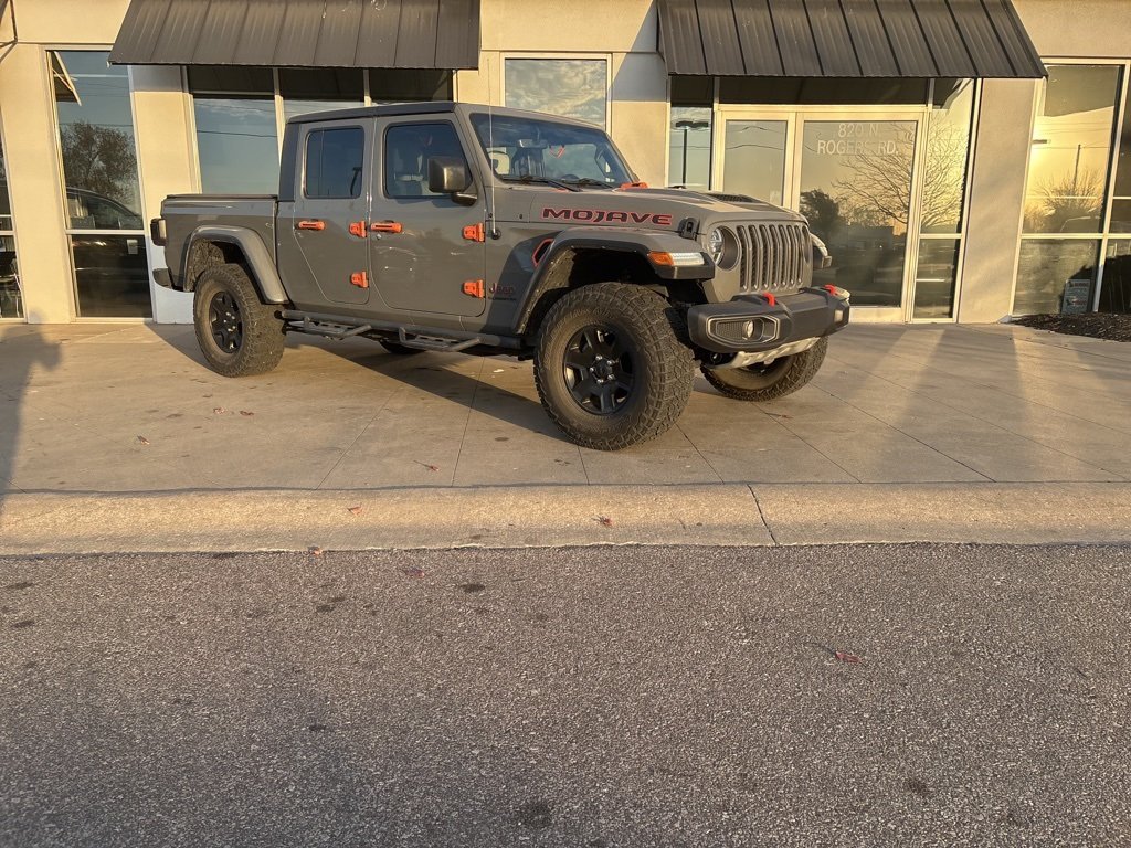 2021 Jeep Gladiator Mojave photo 2