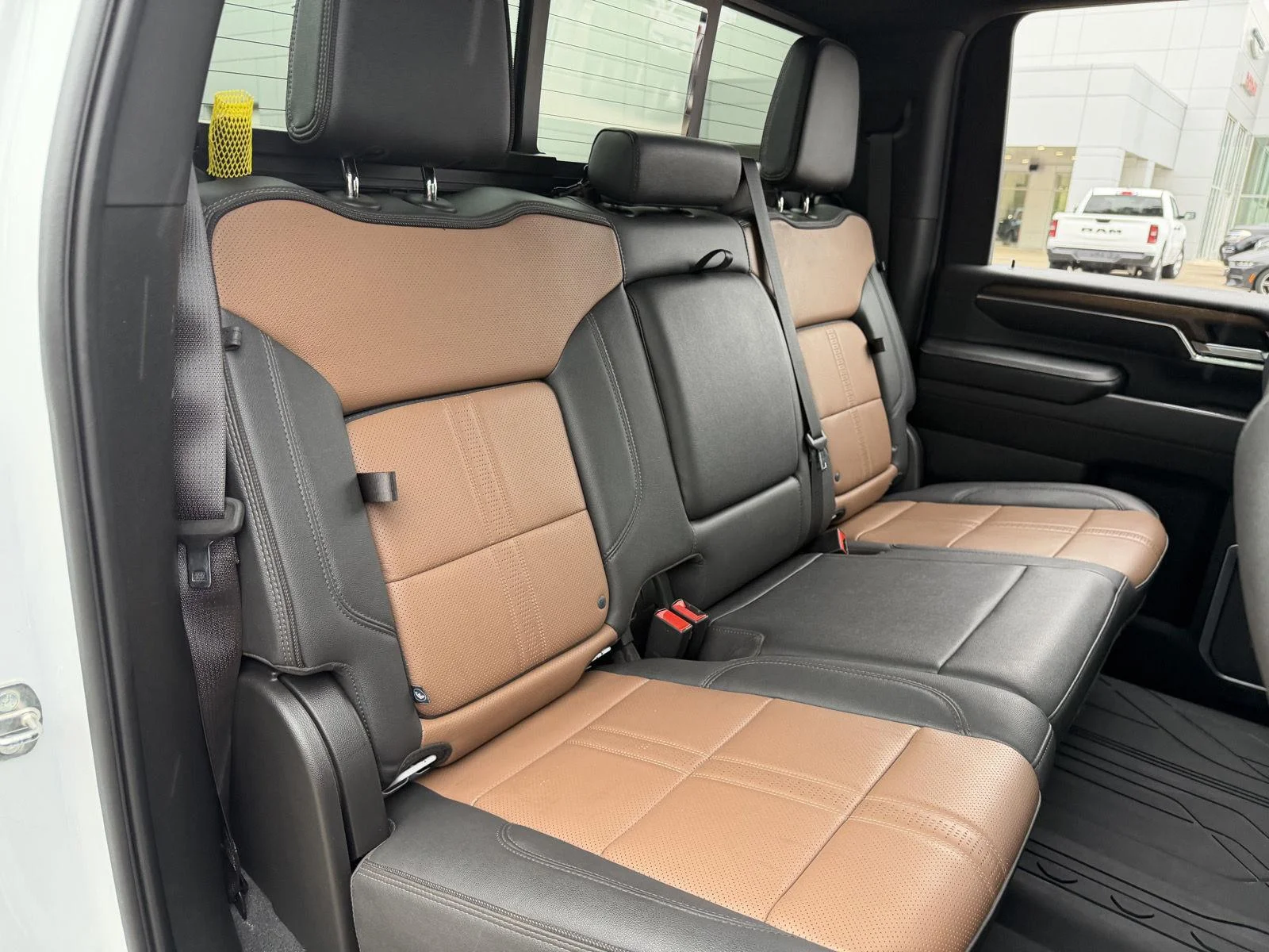 2024 Chevrolet Silverado 3500HD High Country - Photo 20