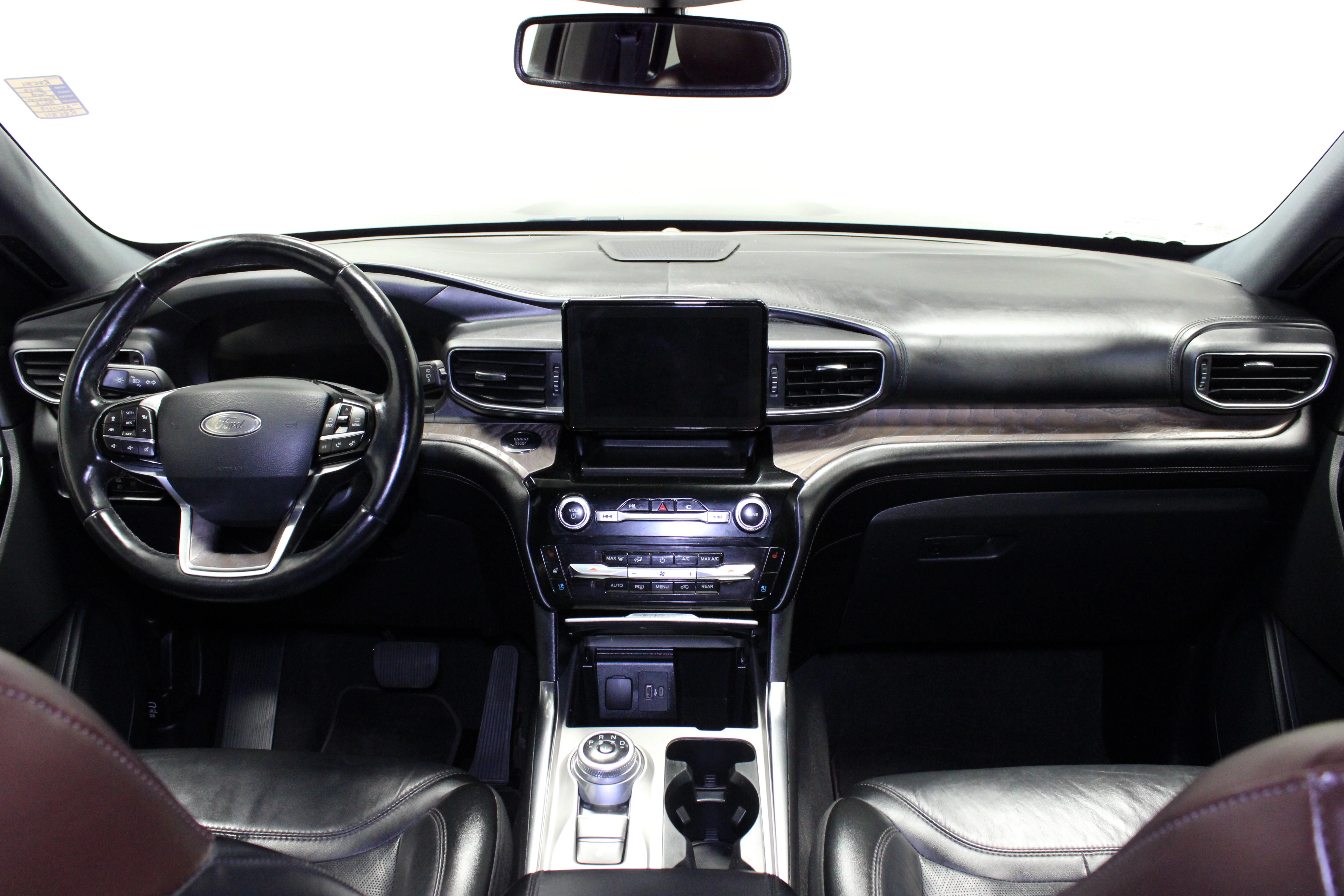 Used 2022 Agate Black Metallic Ford Platinum image 21