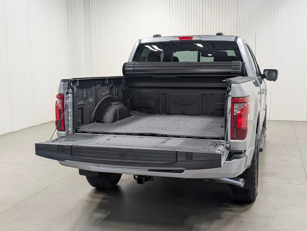 Certified Used 2024 Iconic Silver Metallic Ford XLT image 26