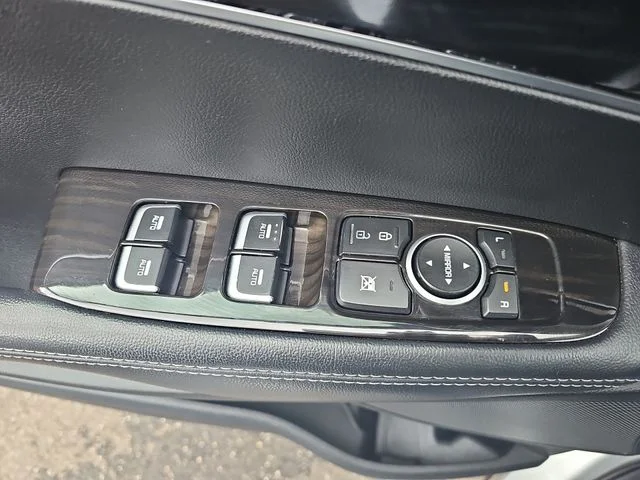 Used 2019 Silver Kia LX image 26