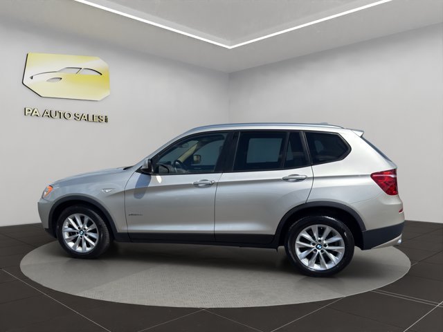 Used 2014 Silver BMW xDrive28i image 4