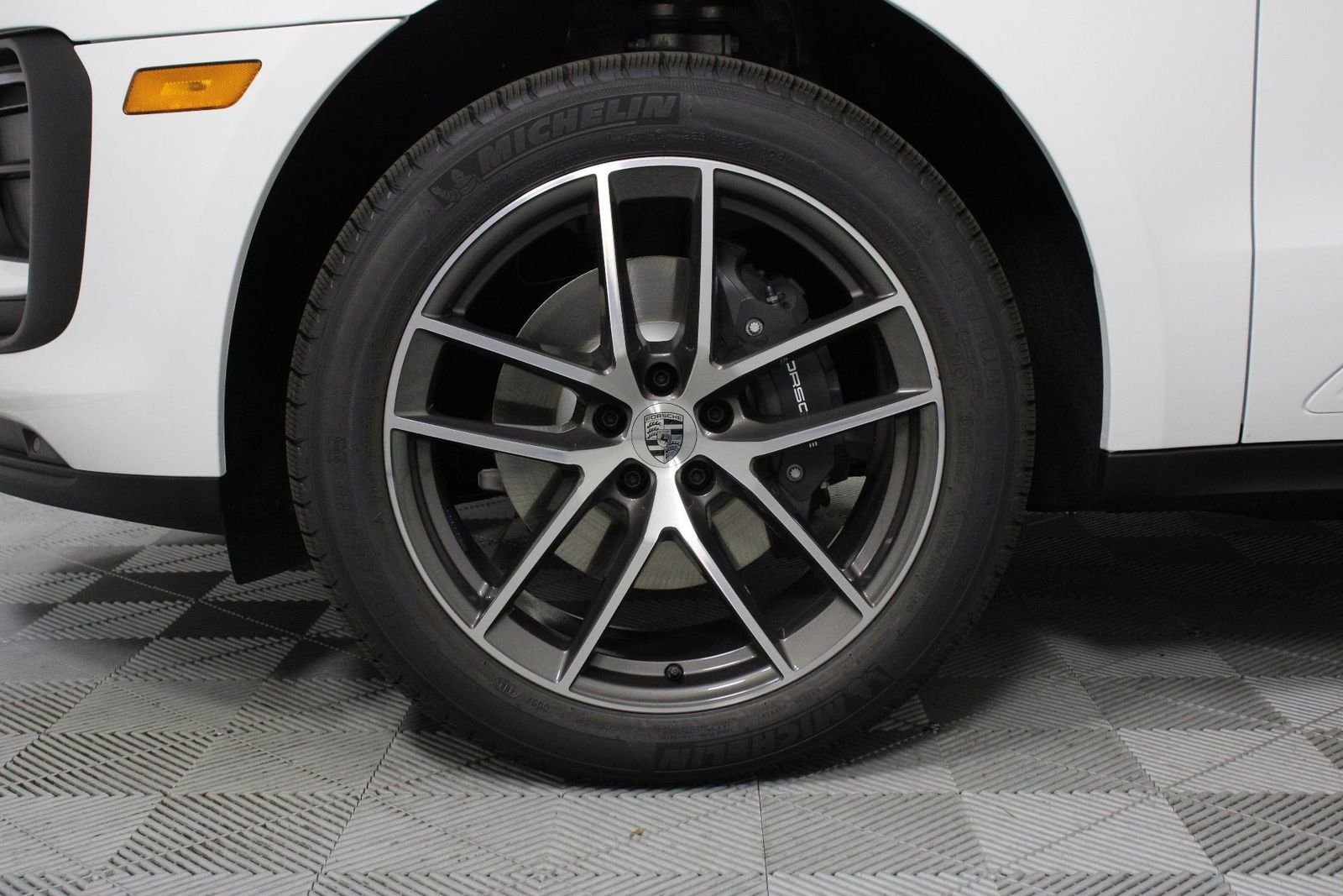 New 2026 White Porsche  image 17
