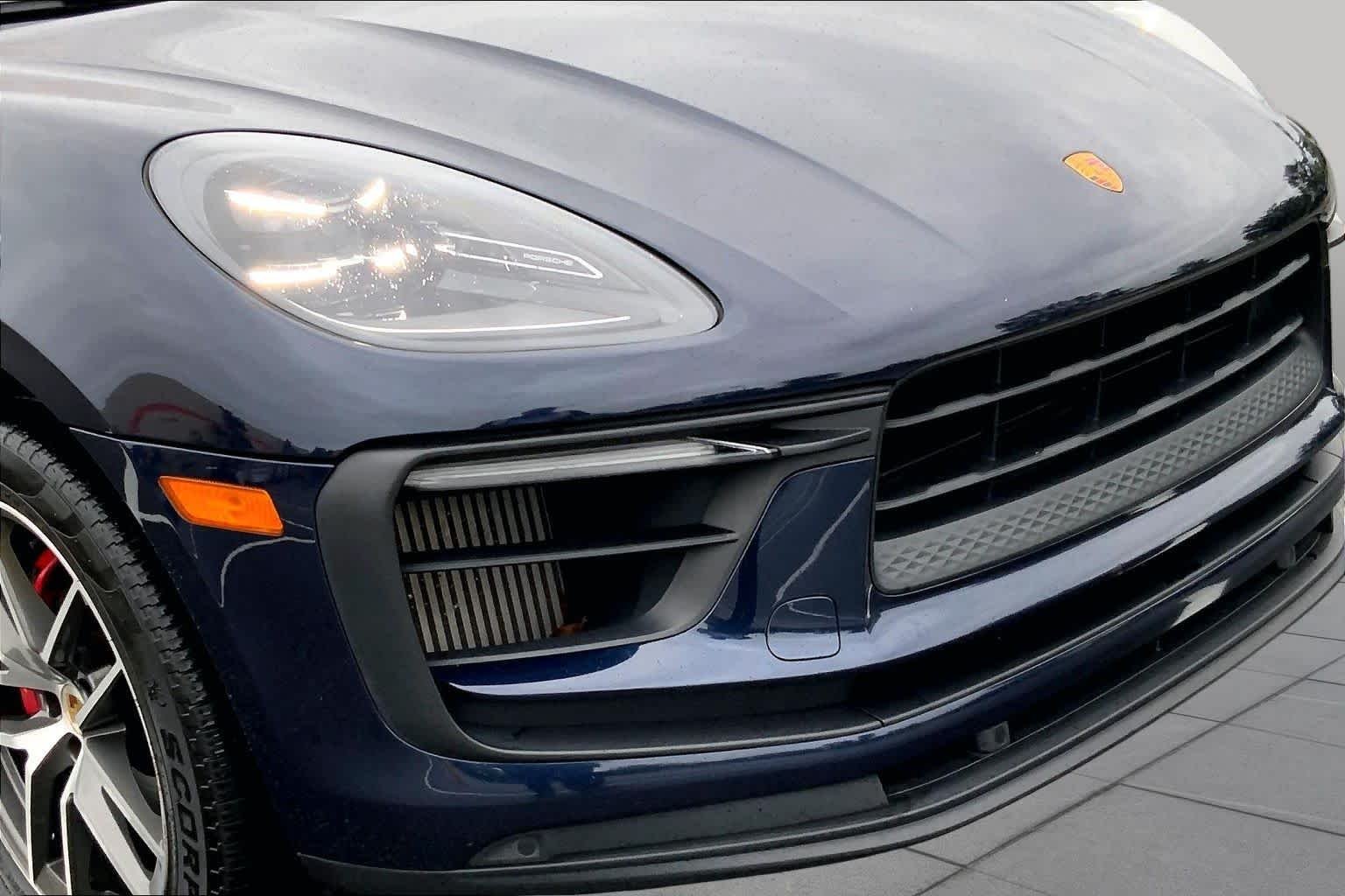 Used 2022 Night Blue Metallic Porsche S image 31