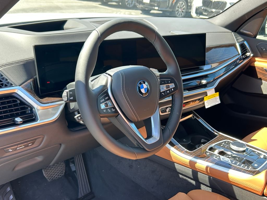 New 2026 Mineral White Metallic BMW xDrive50e image 13
