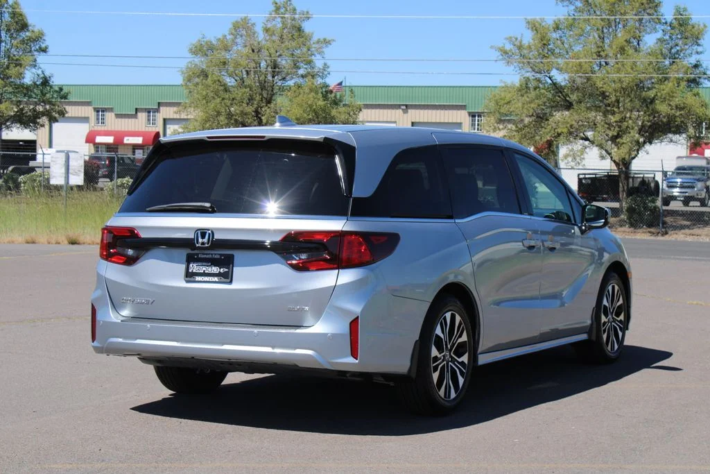 New 2026 Solar Silver Metallic Honda Elite image 6