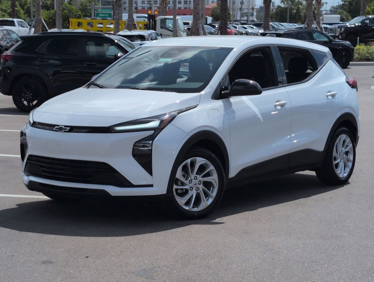 2027 Chevrolet Bolt EV LT Auto's photo