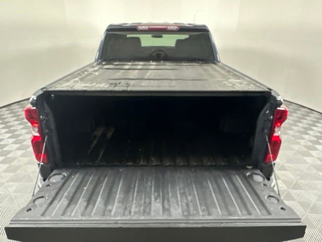 Used 2022 Dark Ash Metallic Chevrolet Custom image 21
