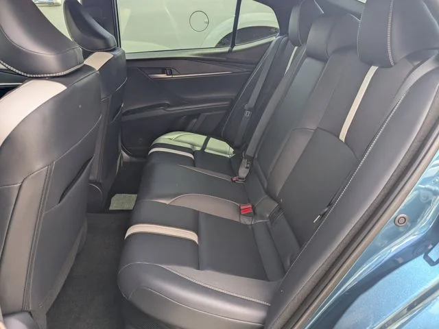 Used 2019 White Ford King Ranch image 13