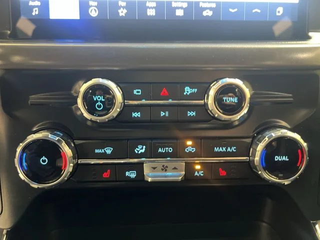 Certified Used 2025 Agate Black Metallic Ford XLT image 17