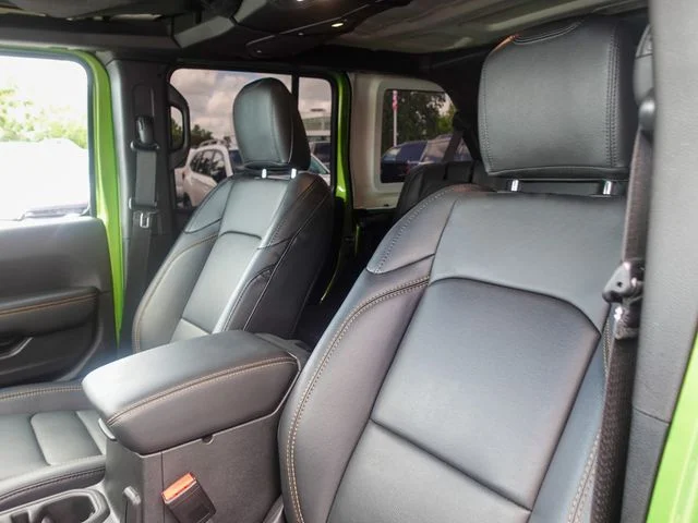 Used 2025 Green Jeep Sahara 4xe image 22