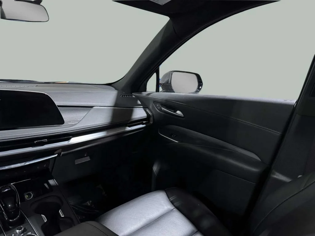 Used 2025 Stellar Black Metallic Cadillac Premium Luxury image 11