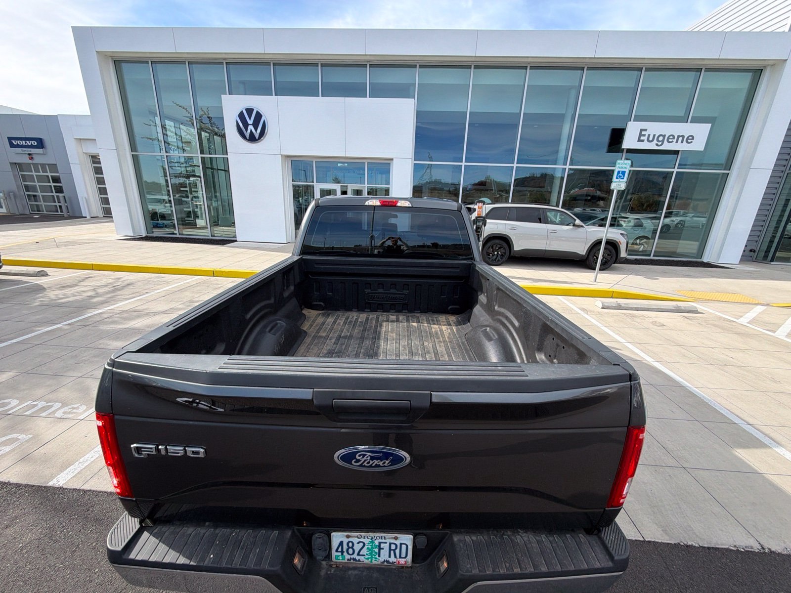 Used 2017 Gray Ford XL image 9