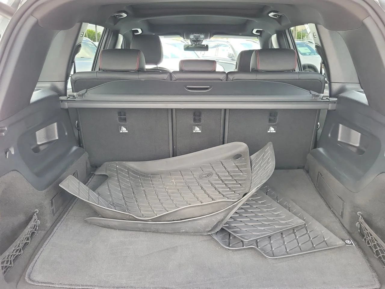 Certified Used 2023  Mercedes-Benz GLB 250 image 8