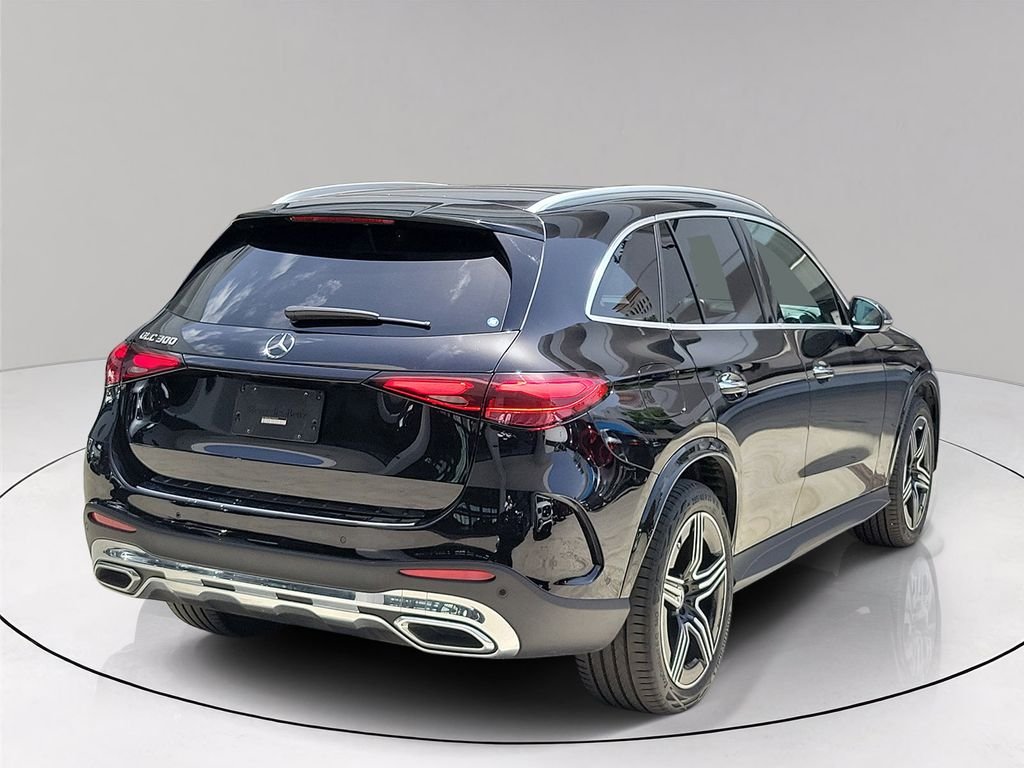 Certified Used 2026 Black Mercedes-Benz GLC 300 image 6