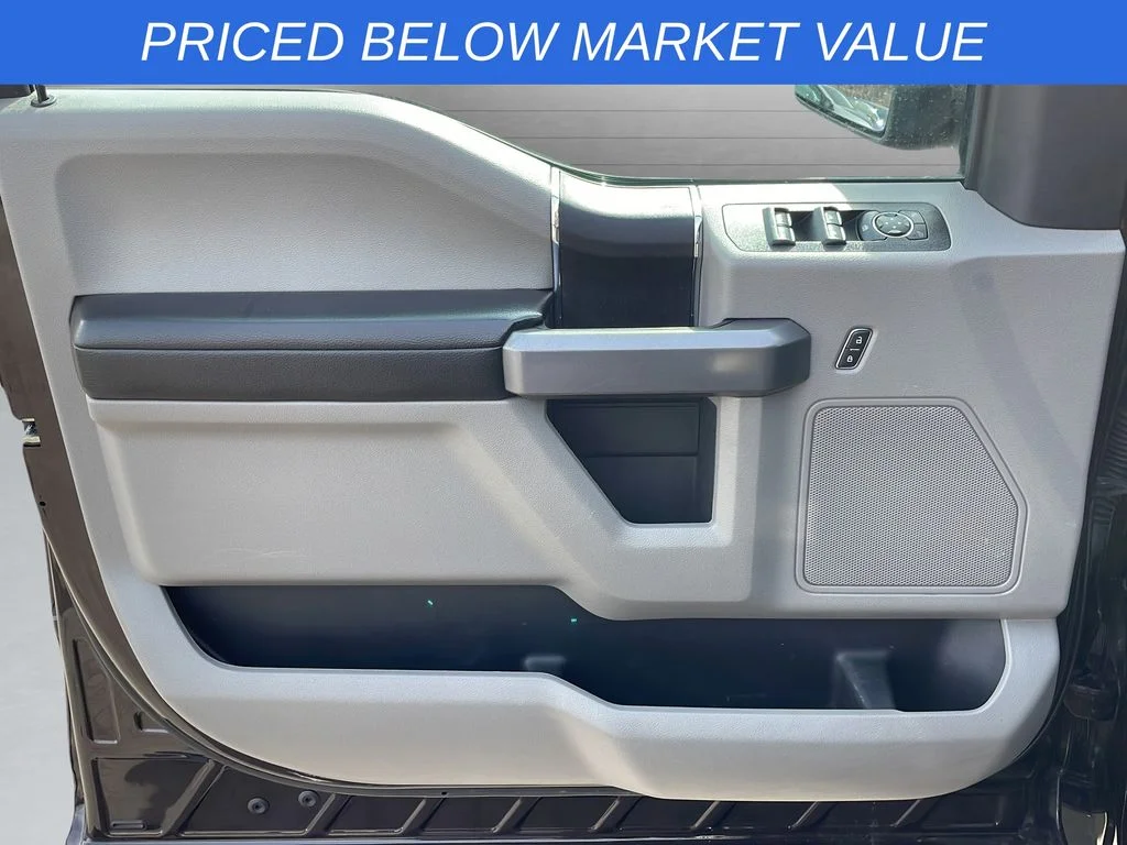 Used 2018 Red Ford XLT image 11