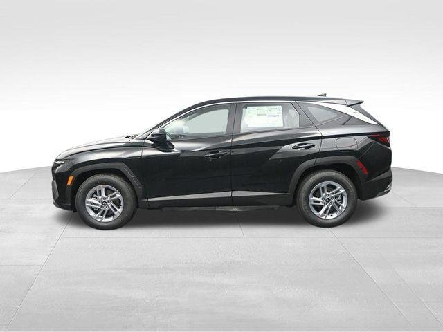 New 2026 Black Hyundai SE FWD image 5