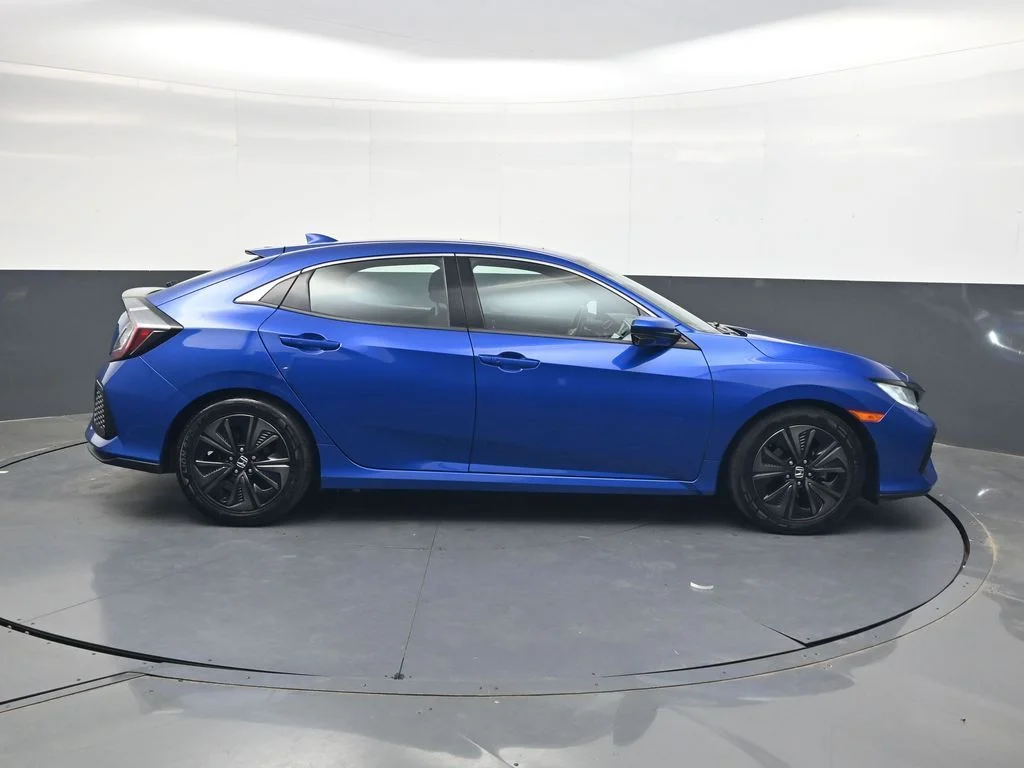 Used 2019  Honda EX image 3
