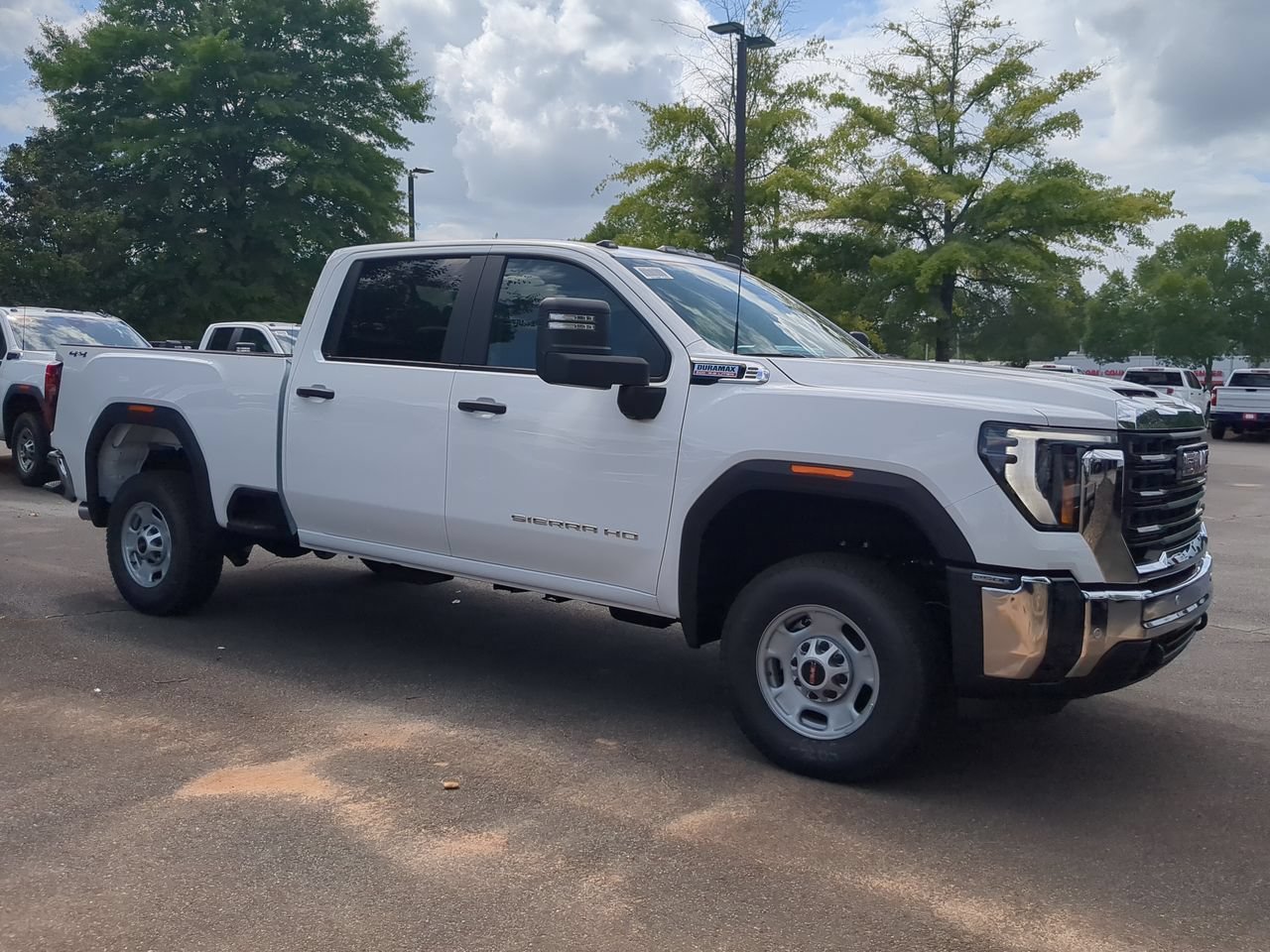 New 2026 Summit White GMC Pro image 2
