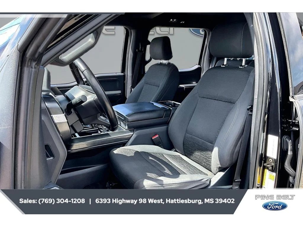 Used 2022 Agate Black Metallic Ford XLT image 19