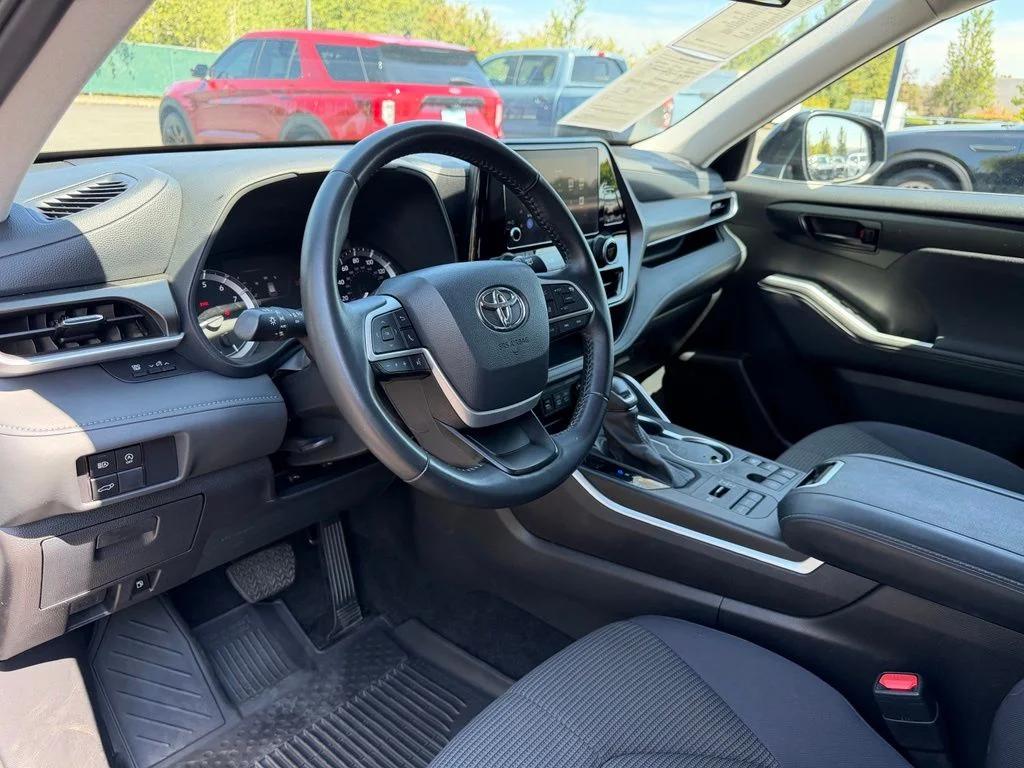 Used 2024 Midnight Black Metallic Toyota LE image 16