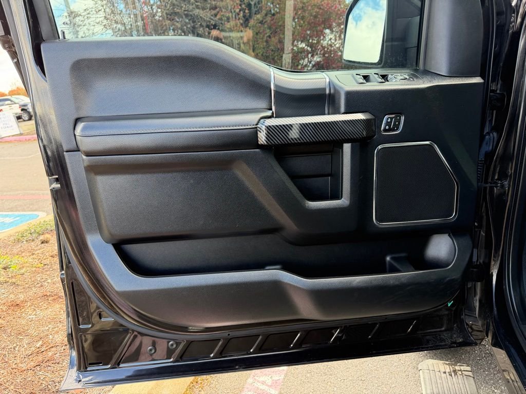 Used 2020 Agate Black Metallic Ford Lariat image 11