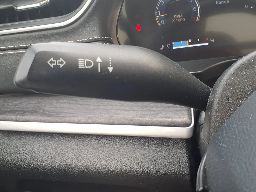 Used 2023 Black Jeep Limited image 26
