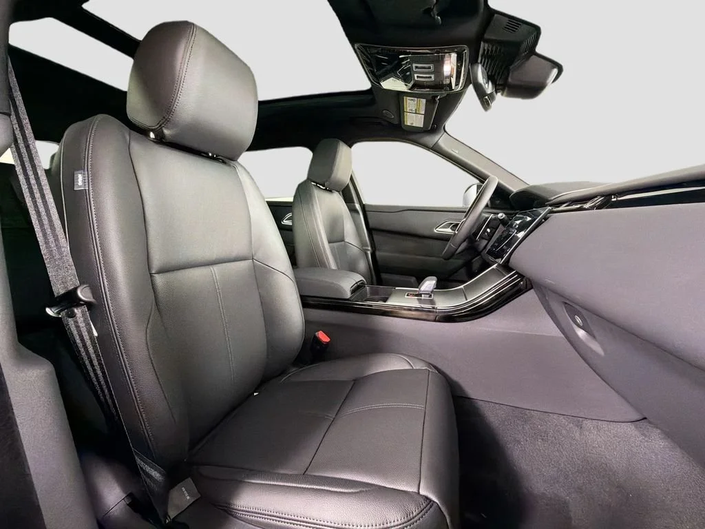 New 2026 Santorini Black LAND ROVER S image 30
