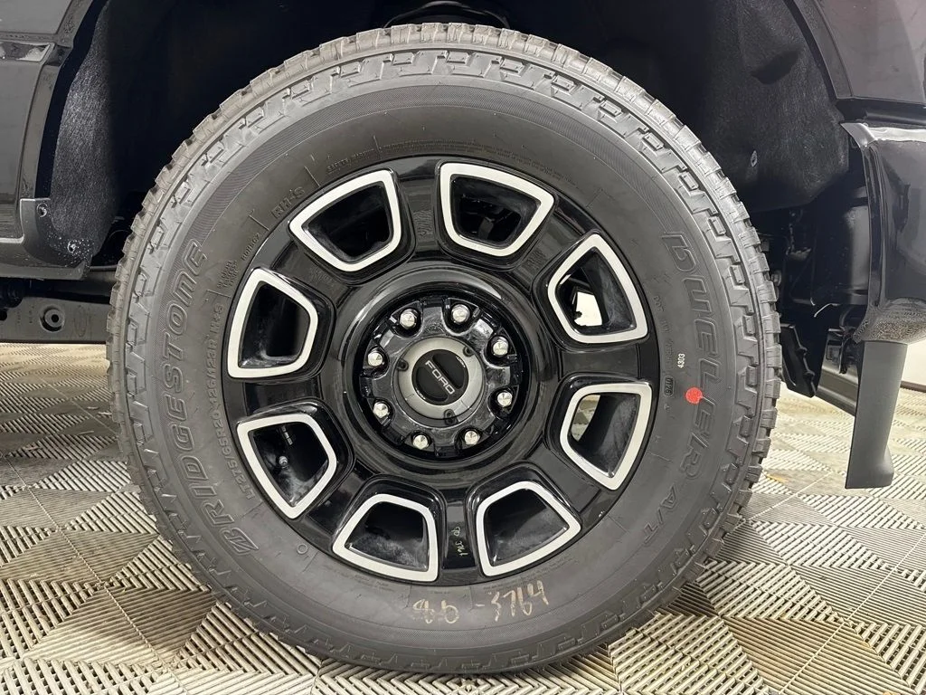 New 2026 Black Ford Platinum image 14