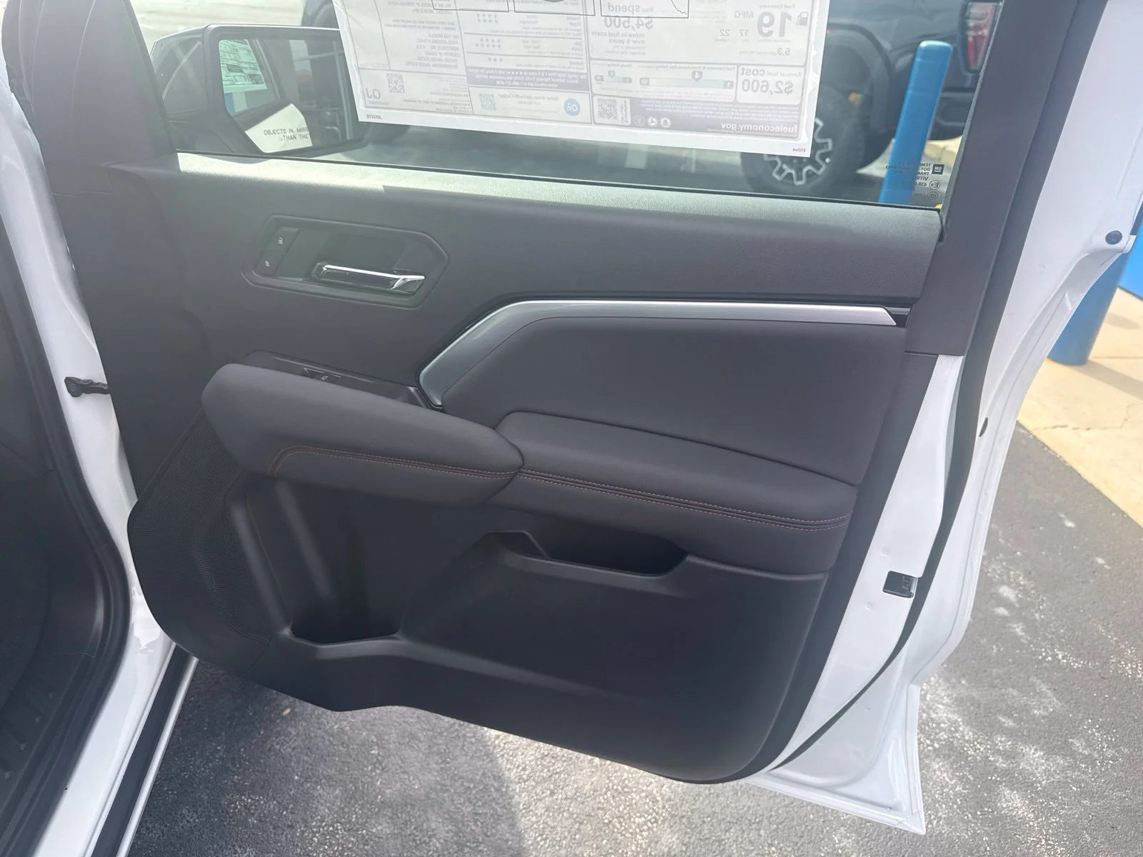2026 Chevrolet Colorado Z71 - Photo 22