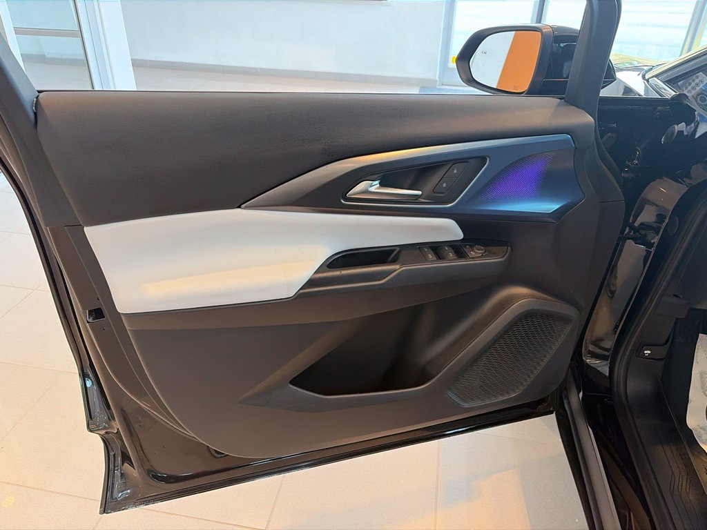 2026 Chevrolet Equinox EV 2LT - Photo 11