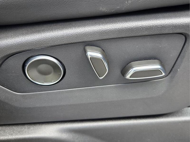 Used 2026 Silver Metallic CADILLAC 4WD 4DR SPORT image 23