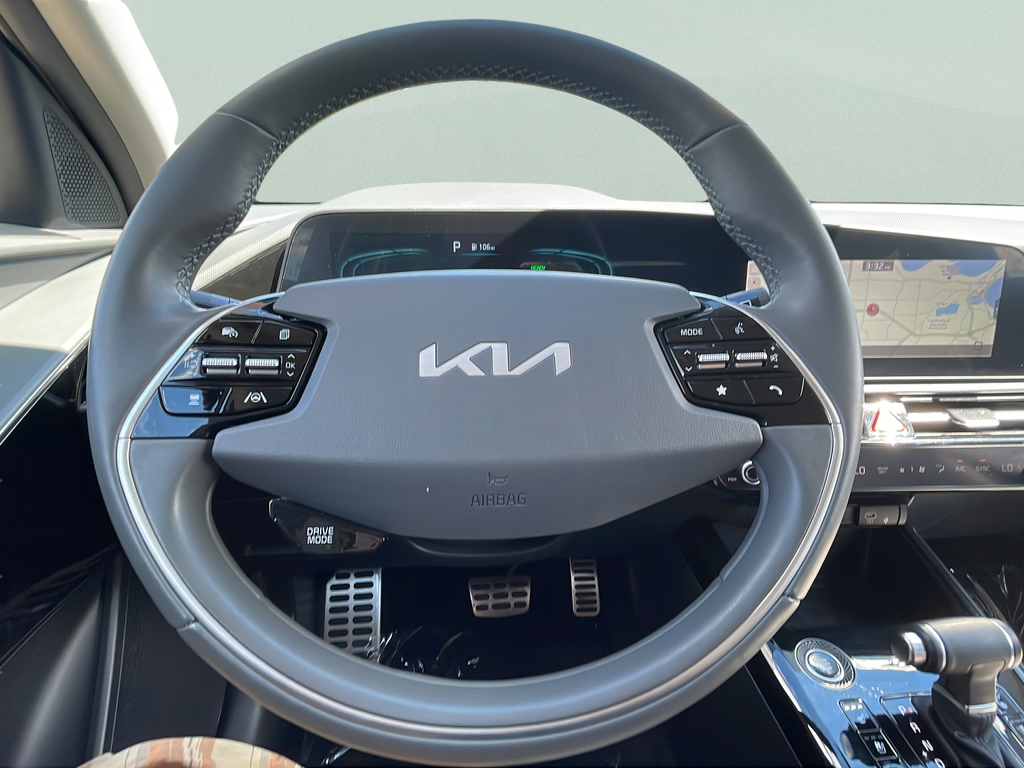 Used 2023 Steel Gray Kia SX Touring image 27