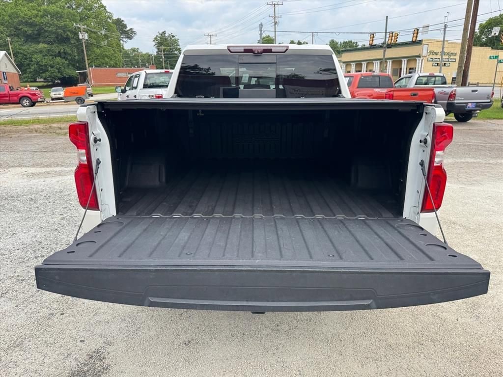 Used 2021 Iridescent Pearl Tricoat Chevrolet High Country image 10